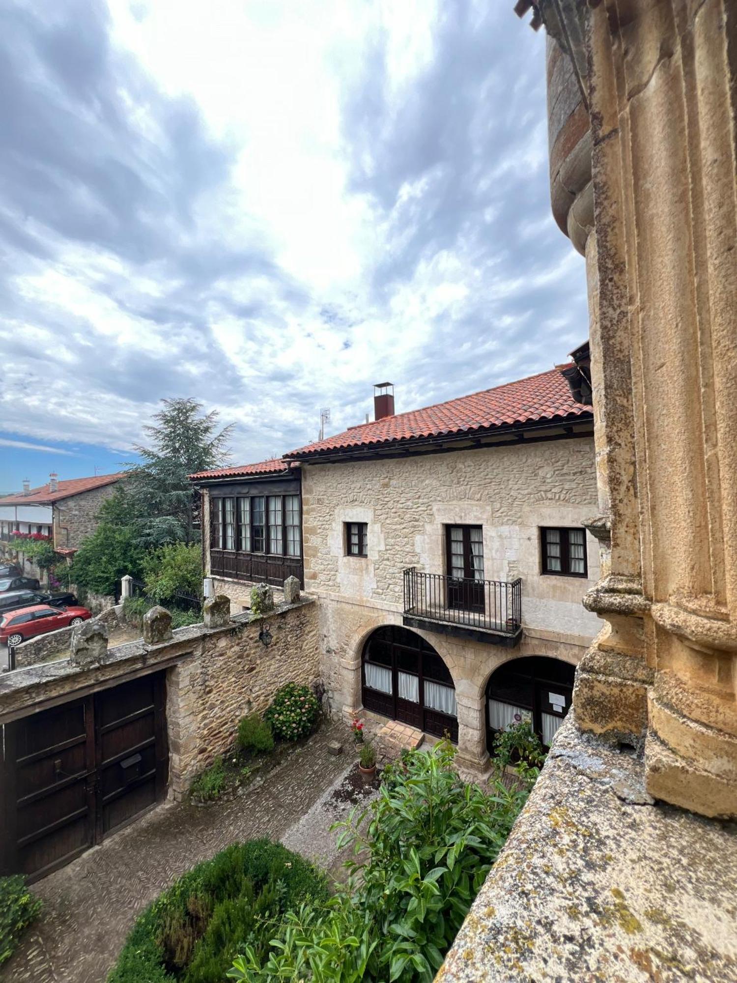 Palacio De Los Alvarado En Las Merindades El Ribero Eksteriør bilde