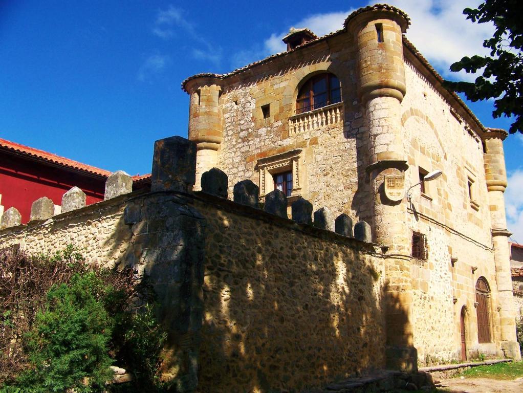 Palacio De Los Alvarado En Las Merindades El Ribero Eksteriør bilde