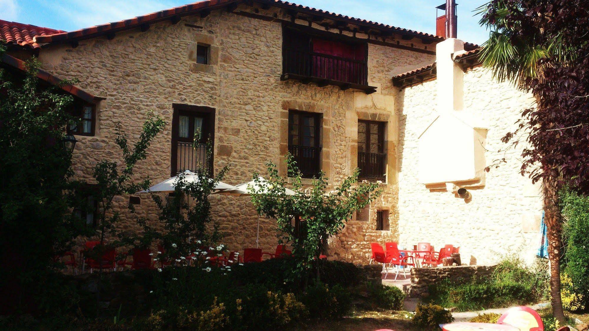 Palacio De Los Alvarado En Las Merindades El Ribero Eksteriør bilde